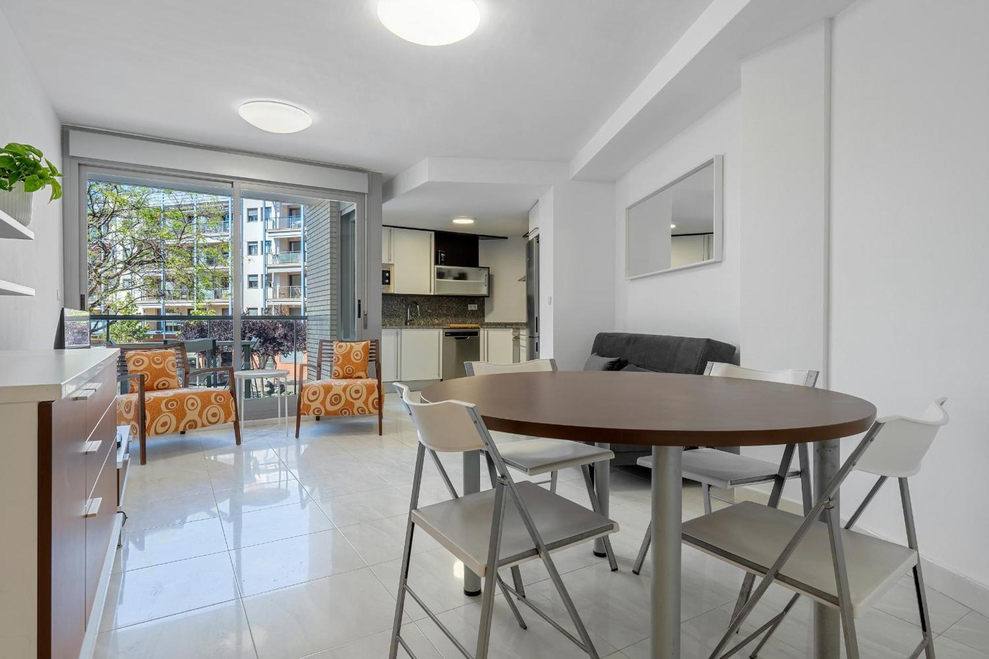 Hauzify I Apartament Mestral Cambrils Eksteriør billede